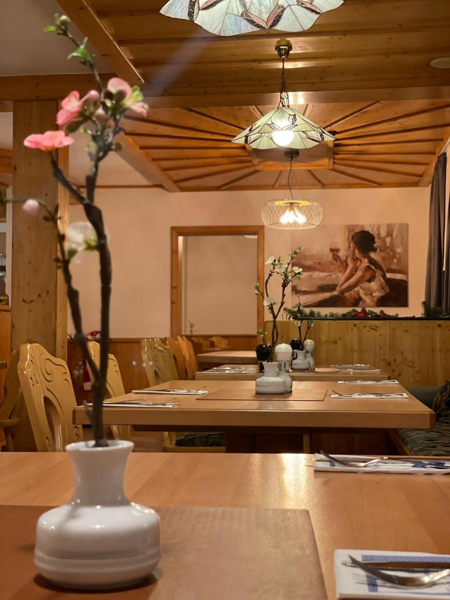 Gasthaus Hecht Orsingen-Nenzingen المظهر الخارجي الصورة